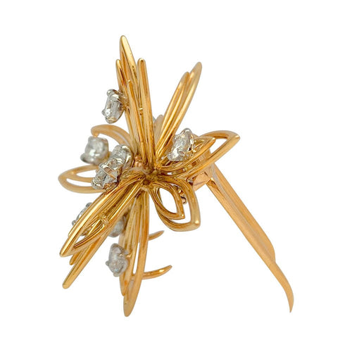 Broche Broche Cartier "Fleur" en or jaune et diamants. 58 Facettes 31448