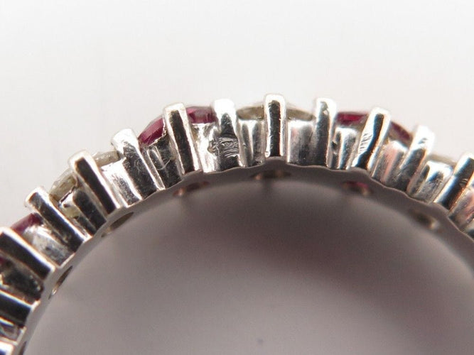 Bague 54 bague alliance 10 diamants et rubis empilable t54 or blanc 18k 58 Facettes 256926