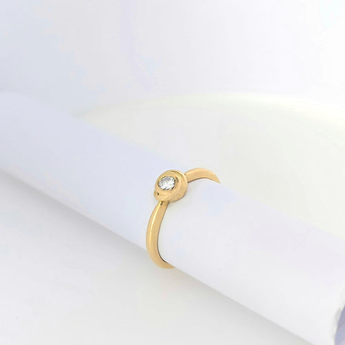 Bague Solitaire en or jaune et diamant 58 Facettes 25042