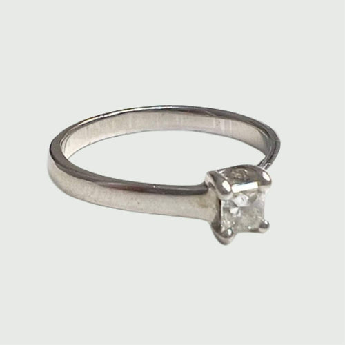 Bague 54 Solitaire - Collier contemporain en or 18 carats du XXe siècle avec diamant 58 Facettes Q966A