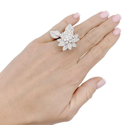 Bague 53 Bague Van Cleef & Arpels "Lotus" or blanc, diamants. 58 Facettes 33557