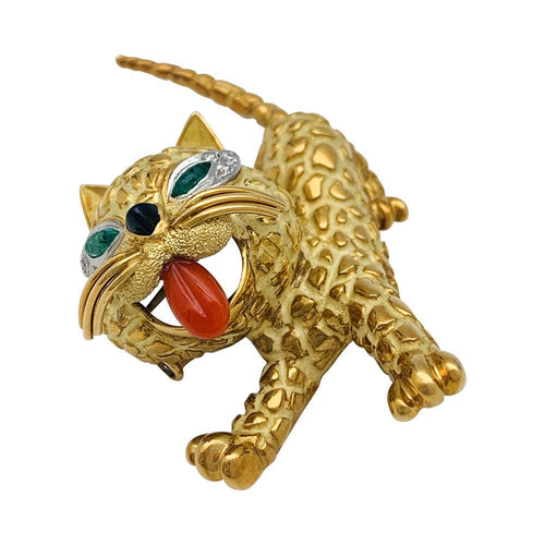Broche Broche Mauboussin "Chat" en or jaune, corail, diamants et émeraudes. 58 Facettes 31757