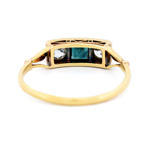 Bague 53.1 Bague Saphir Diamant 58 Facettes D351F4A3CF4043F2B2AAD0EB0A6A2763