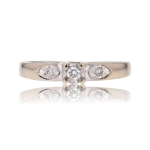 Bague 50 Bague or blanc saphirs blancs d'occasion 58 Facettes 19-008B