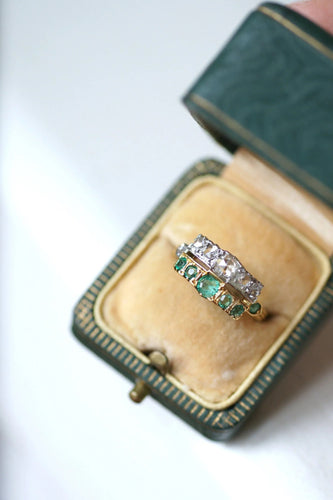 Bague Bague lignes diamants et émeraudes 58 Facettes