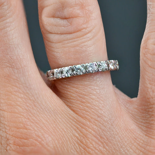 Bague 53 Demi alliance diamants or blanc 58 Facettes 22-160