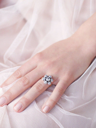Bague Bague de fiançailles marguerite ancienne, or, argent et diamants 58 Facettes