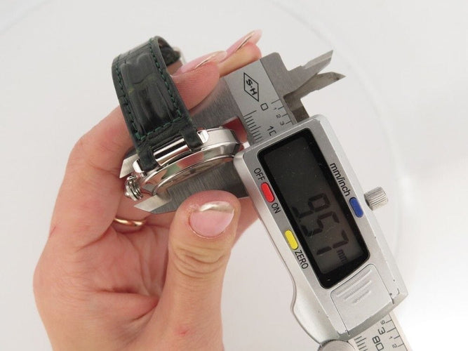 Montre montre CARTIER pasha 35 mm automatique en acier palladie 58 Facettes 257653