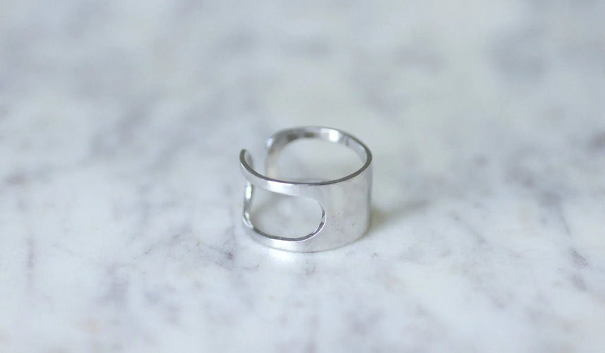 Bague 55 Bague Or blanc Pierre Cardin Space Age 58 Facettes