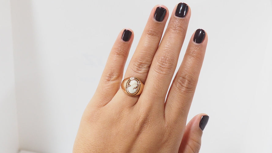 Bague Bague jonc en or rose et camée 58 Facettes 31802