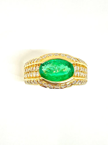 Bague Bague or jaune émeraude ovale et diamants 58 Facettes