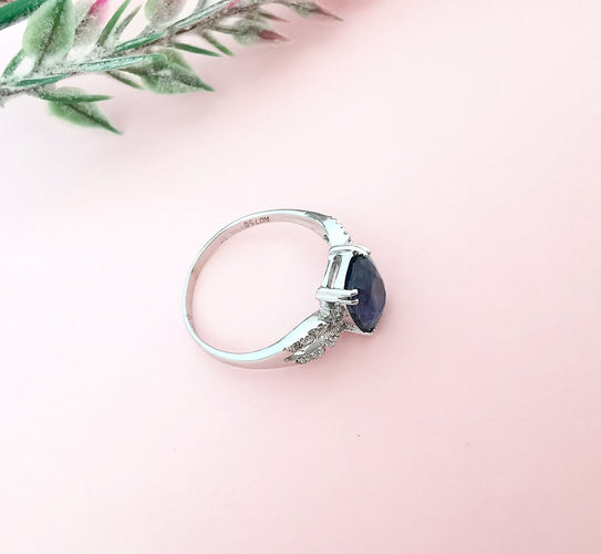 Bague Bague Saphir 1,70 ct taille coussin Diamants 58 Facettes AA 1588