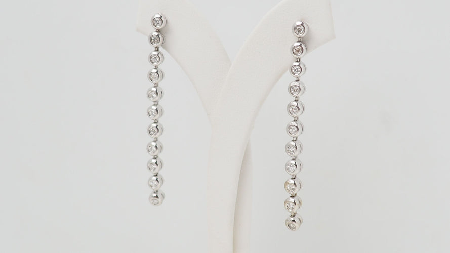 Boucles d'oreilles 5cm Boucles d'oreilles pendantes Or blanc Diamants 58 Facettes 32255