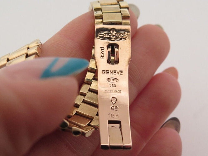 Montre montre ROLEX oyster perpetual lady datejust 26m or jaune 18k diamant 58 Facettes 254467