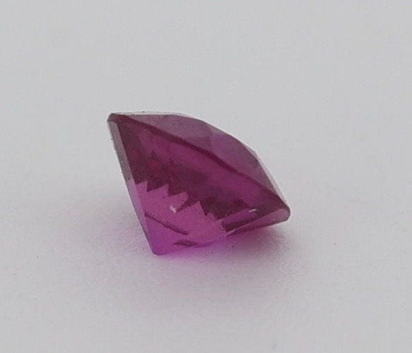 Gemstone Rubis 0.35cts non chauffé non traité SANG DE PIGEON venant de Birmanie 58 Facettes 48