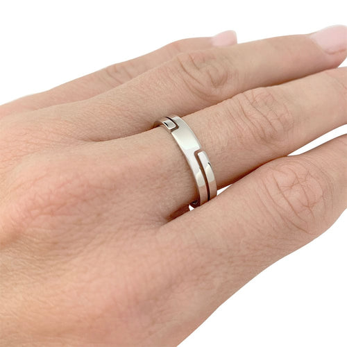 Bague 57 Bague Dinh Van, "Seventies", or blanc. 58 Facettes 31970