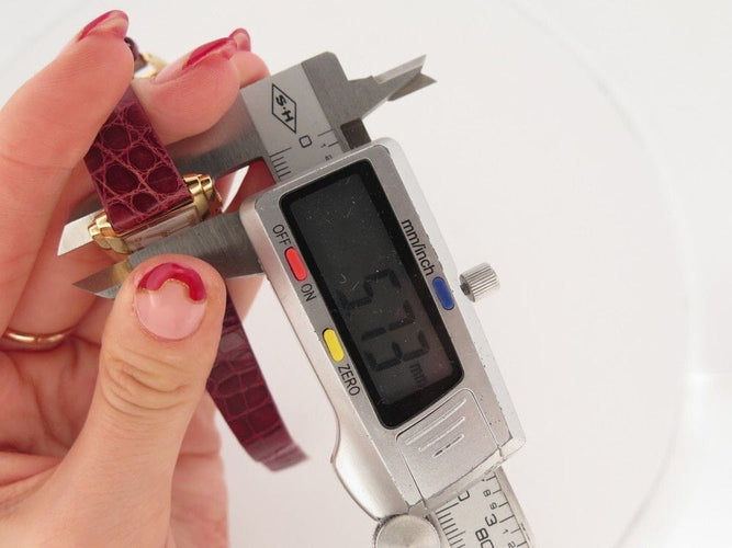 Montre vintage montre PATEK PHILIPPE gondolo twenty 4 29 mm quartz or 18k 58 Facettes 256440