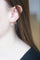 Boucles d'oreilles Mono boucle d'oreille lune or rose, diamants et saphirs 58 Facettes
