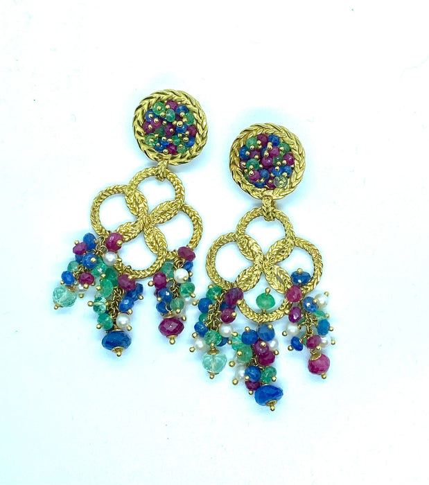 Boucles d'oreilles Boucles d'oreilles pendantes Rubis Saphirs Emeraudes Perles 58 Facettes