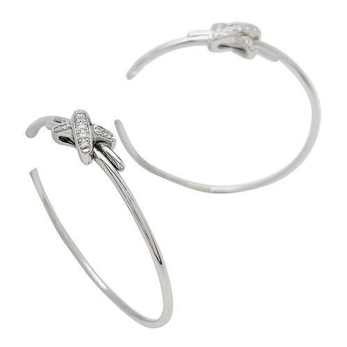 Boucles d'oreilles Boucles d'oreilles Chaumet "Jeux de Liens" en or blanc et diamants. 58 Facettes 31058