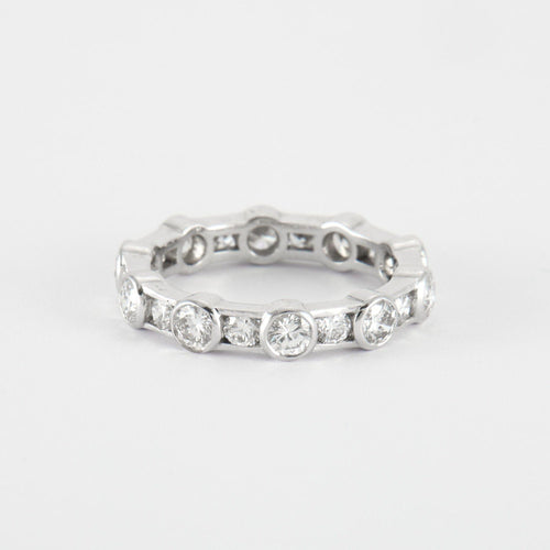 Bague 52 Bague en Or Blanc & diamants 58 Facettes