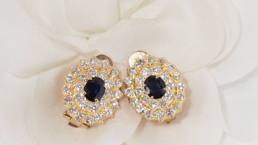 Boucles d'oreilles Boucles d'oreilles en or jaune, saphirs et diamants 58 Facettes 32071
