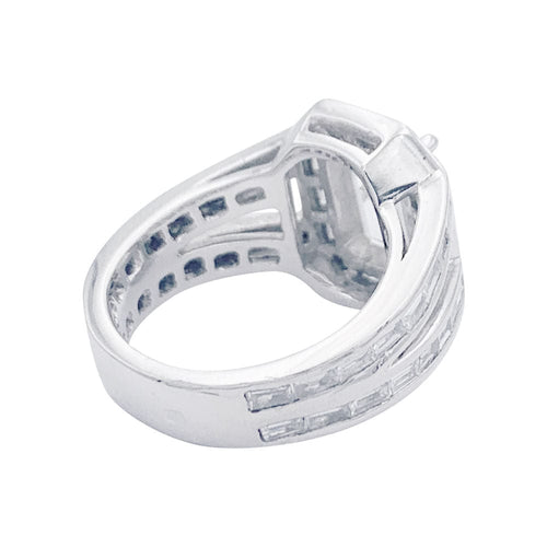 Bague 49 Bague diamant taille émeraude, entourage diamants baguettes, platine. 58 Facettes 32516