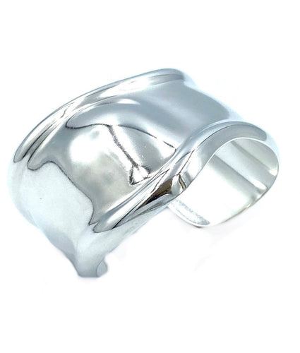 Bracelet Tiffany’s. Elsa Peretti. Bracelet manchette Bone small 58 Facettes