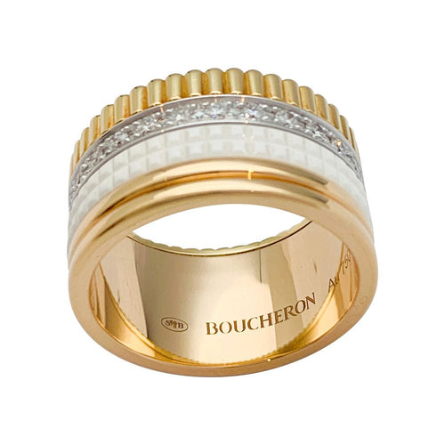 Bague 57 Bague Boucheron, "Quatre White Edition Large", trois ors, céramique blanche, diamants. 58 Facettes 31693