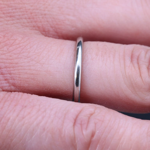 Bague 52 Alliance moderne platine 58 Facettes 18-023