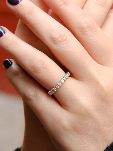 Bague Alliance américaine en or blanc et diamants 58 Facettes J68