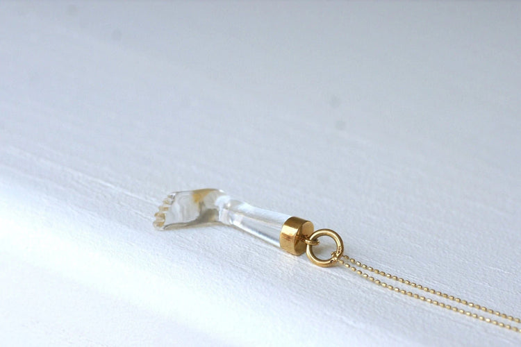 Pendentif Pendentif pied cristal de roche sur or 58 Facettes