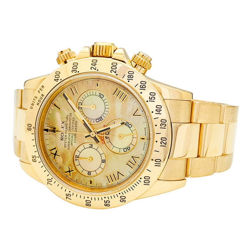 Montre Montre Rolex, modèle "Oyster Perpetual Cosmograph Daytona", en or jaune et nacre. 58 Facettes 30992