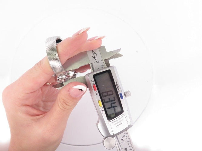 Montre montre CHAUMET hortensia 22 mm quartz 44 diamants acier 58 Facettes 258095