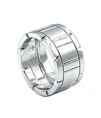 Bague 54 Cartier. Collection Tank Française, bague or blanc 58 Facettes