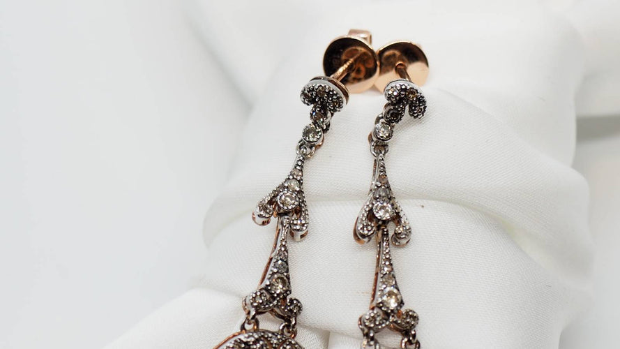 Boucles d'oreilles Boucles d'oreilles en or rose et argent, rubis et diamants 58 Facettes 30351