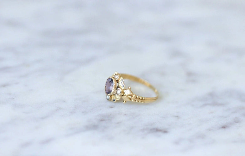 Bague Bague en Or jaune & Saphir Mauve 58 Facettes