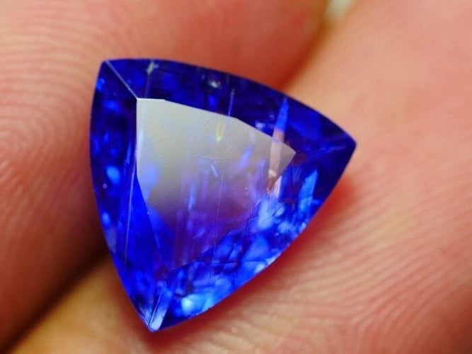 Gemstone Tanzanite 3,42 cts 58 Facettes 314