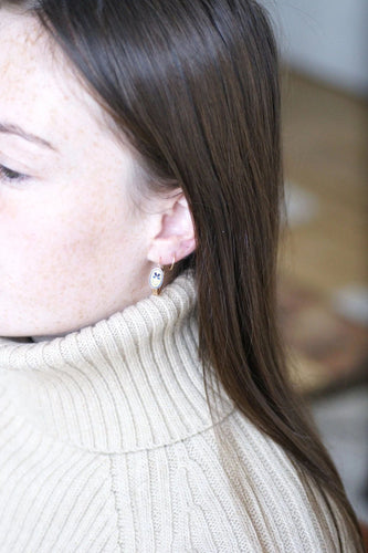 Boucles d'oreilles Boucles d'oreilles poissardes fleur émail 58 Facettes