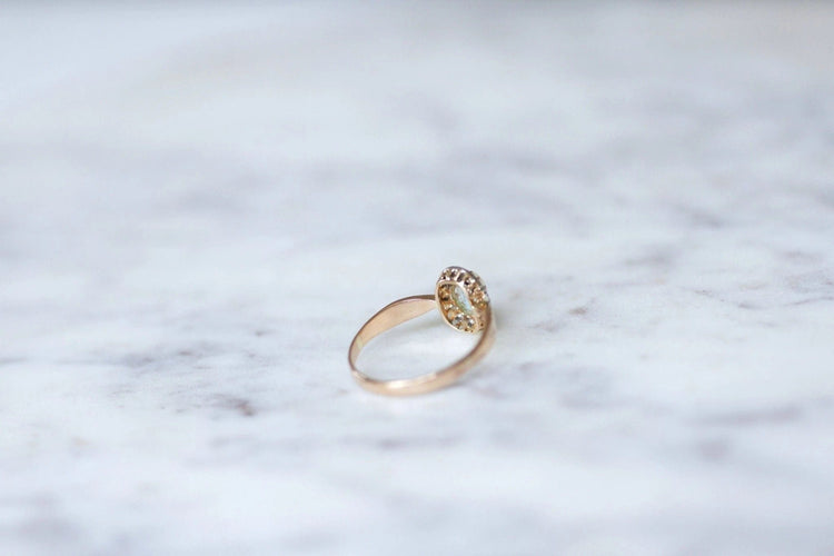 Bague Bague marguerite opale, diamants, or rose 58 Facettes