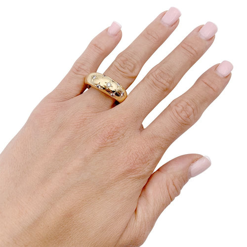 Bague 58 Bague Chaumet, "Anneau", en or jaune, diamants. 58 Facettes 32931
