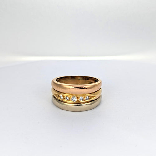 Bague Bague en or jaune et diamants 58 Facettes 18705