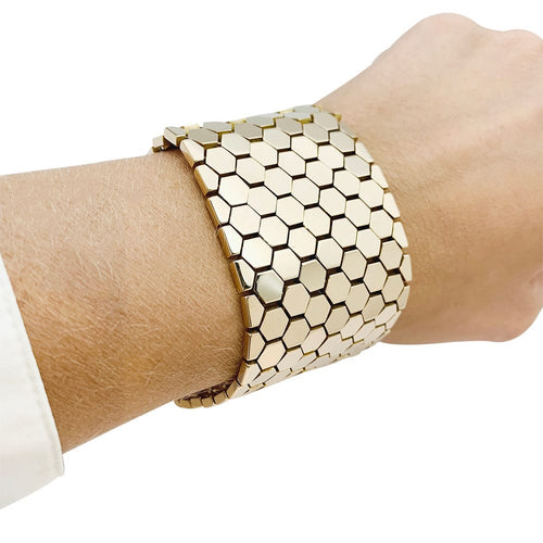 Bracelet Large bracelet motif nid-d'abeilles en or rose. 58 Facettes 31070