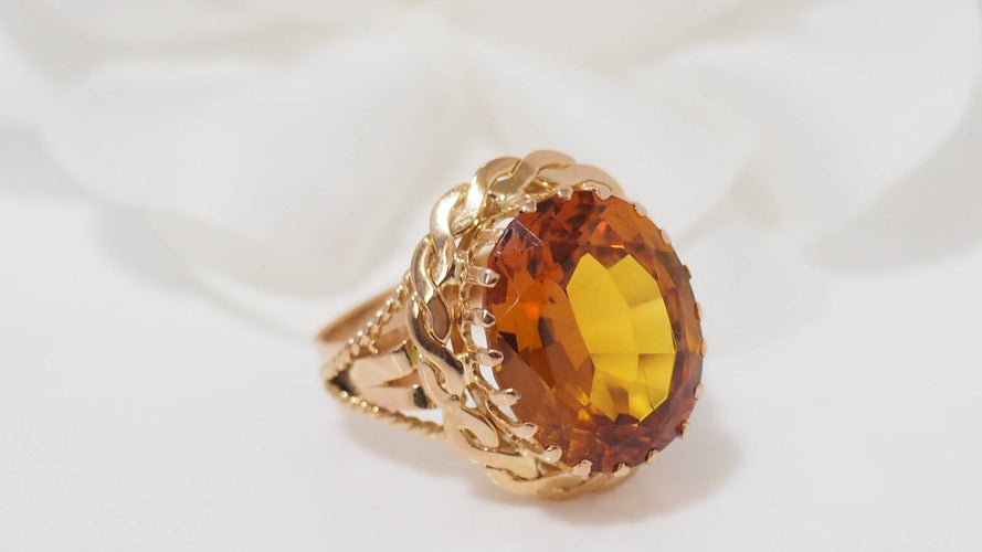 Bague Bague vintage en or jaune et citrine 58 Facettes 31147