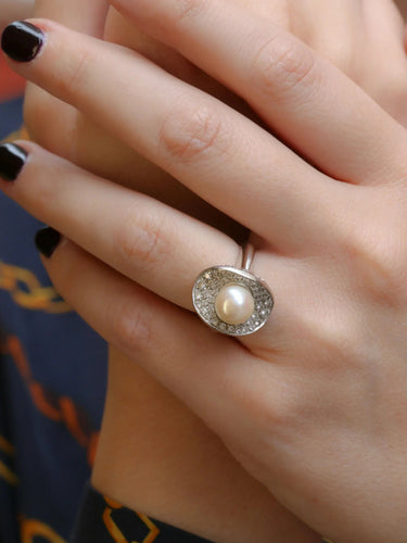 Bague Bague vintage sertie d'une perle d'akoya et de diamants 58 Facettes J32