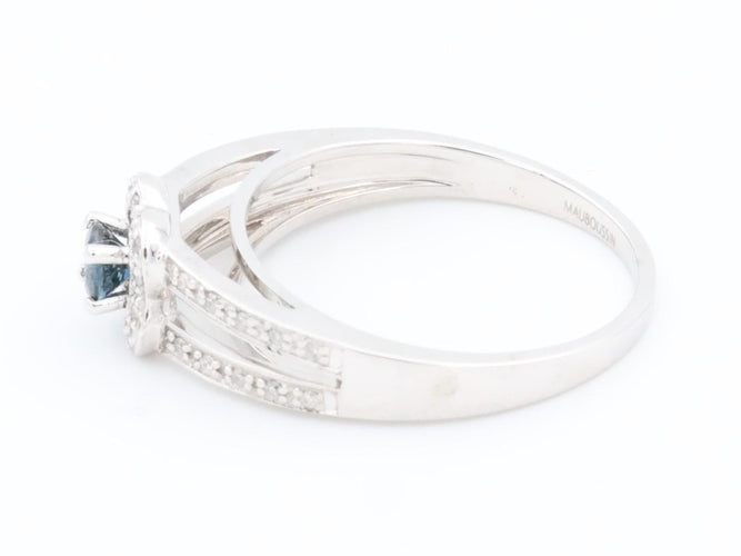 Bague 53 Mauboussin Bague Solitaire Chance of love Or blanc Saphir 58 Facettes 1655229CN