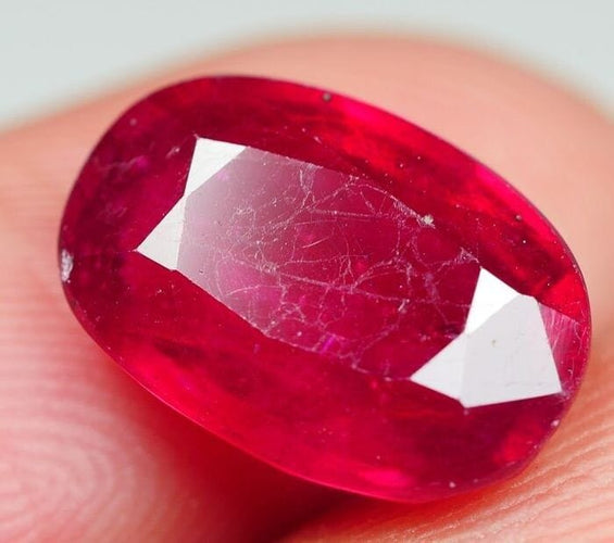 Gemstone Rubis 5cts 58 Facettes 401