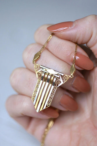 Collier Collier Art Déco deux ors, Circa 1930 58 Facettes