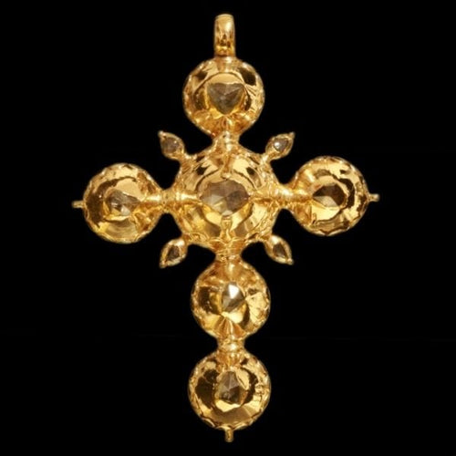 Pendentif Croix en or avec diamants 58 Facettes 12284-0023