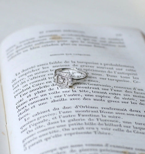 Bague 58 Bague Art Déco carrée Or blanc Platine Diamants 58 Facettes